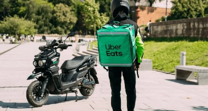 Co to jest Uber taxi i jak z niego korzystać