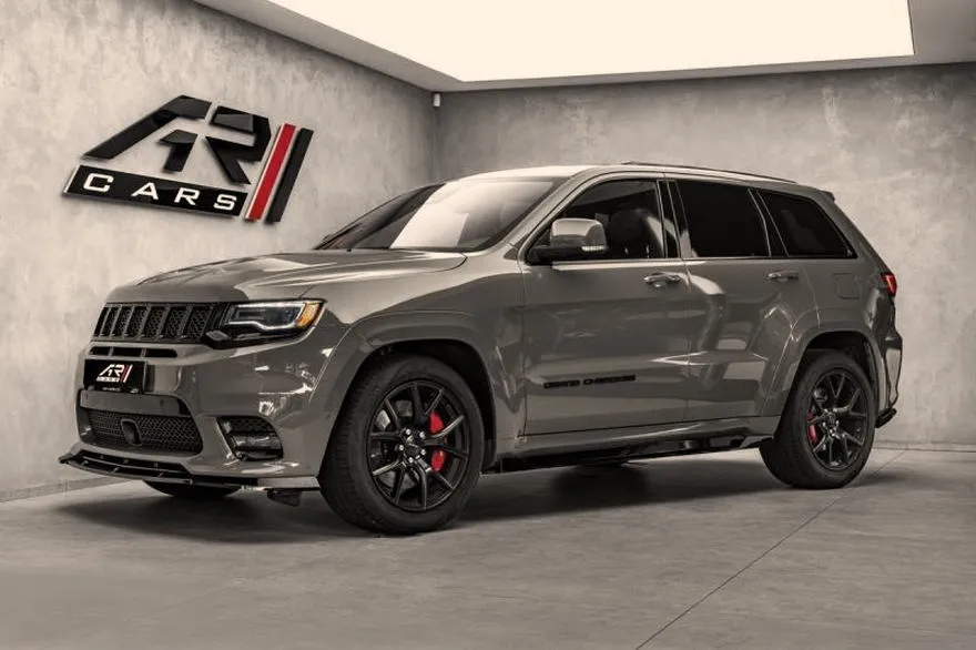 Gdzie znaleźć filtr paliwa w Jeep Grand Cherokee? Praktyczny przewodnik dla kierowców