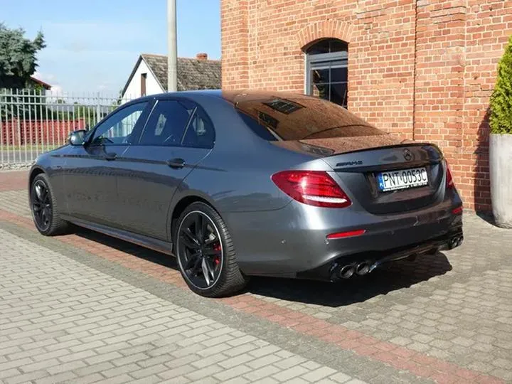 Jakie żarówki mijania najlepiej pasują do Mercedesa A Klasy?