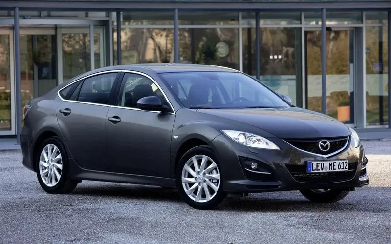 Mazda 6 – jakie silniki wybrać, aby cieszyć się najlepszymi osiągami?