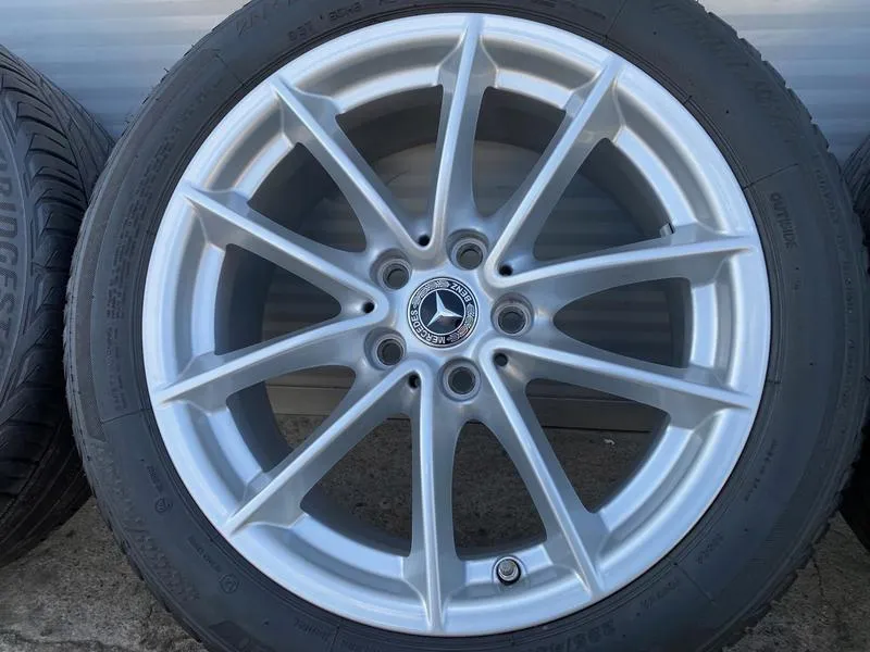 Najlepsze opony do Mercedesa W203 – na co zwrócić uwagę?