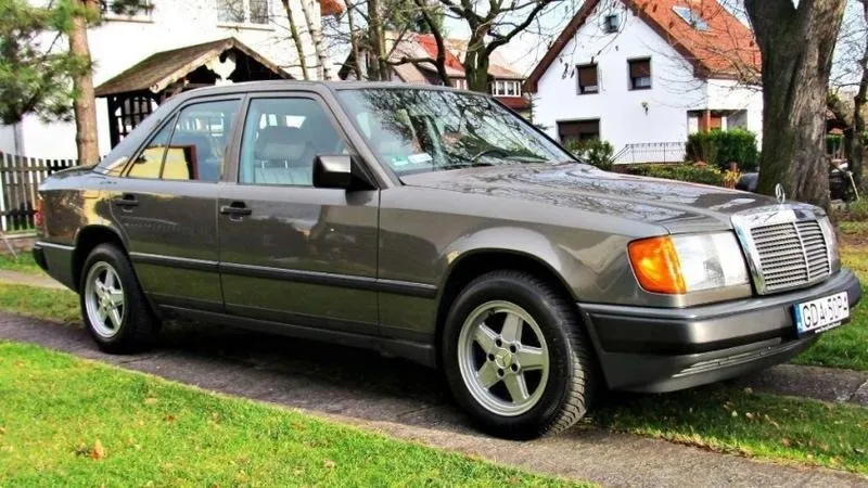 Najlepszy wybór akumulatora do Mercedesa 124 – co warto wiedzieć?