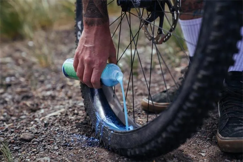 Praktyczny przewodnik: Jak skutecznie zdjąć oponę tubeless?