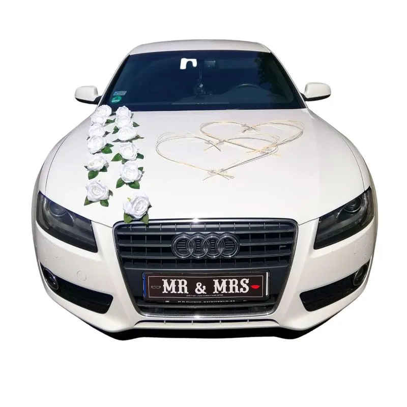 Dekoracja samochodu na ślub