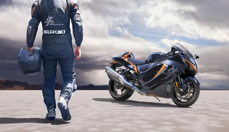 Jak dobrać folię do motocykla