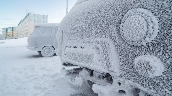 Odpalenie samochodu zimą