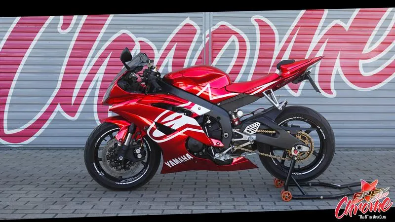 Oklejanie motocykla folią