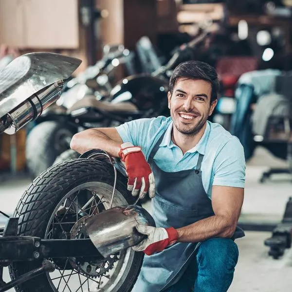 Wykształcenie w mechanice motocyklowej