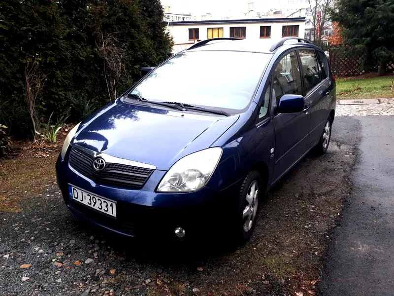 Zużycie paliwa toyota corolla verso